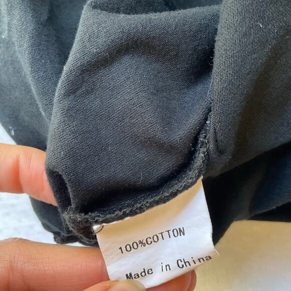 Romwe Women T-shirt size M Short Sleeve Basic Simple Solid Black with White Rose - Picture 6 of 7